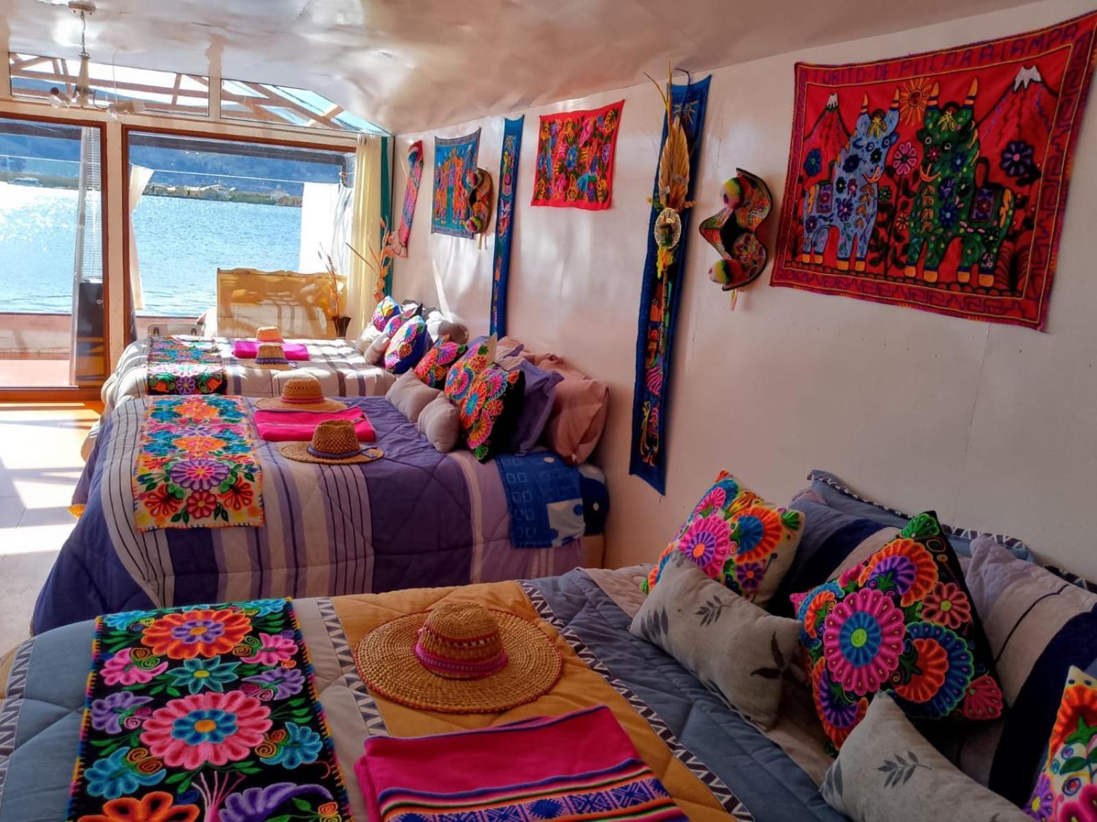 Uros Titikaka The Best Lodge Puno Exteriör bild
